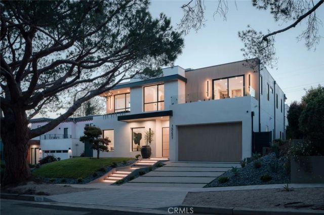 13231 Warren, Los Angeles, CA 90066