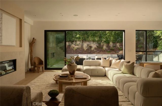 13231 Warren, Los Angeles, CA 90066