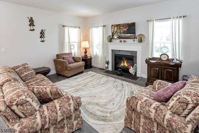 51 Mountain View Ln, Mansfield Twp., NJ 07865