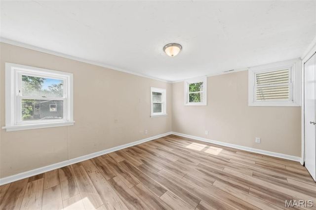 1921 Burns Avenue, St Louis, MO 63114