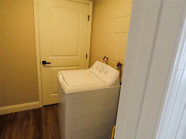 8055 33RD AVENUE N, St Petersburg, FL 33710