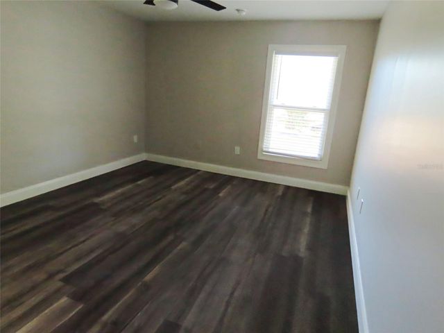 8055 33RD AVENUE N, St Petersburg, FL 33710