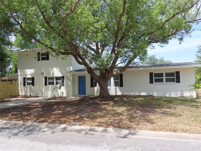 8055 33RD AVENUE N, St Petersburg, FL 33710