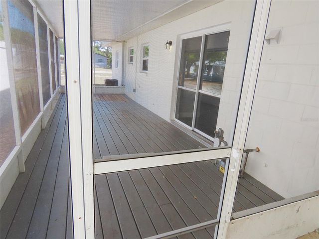 8055 33RD AVENUE N, St Petersburg, FL 33710