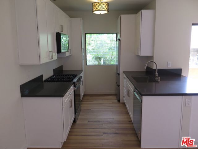 1022 N Croft Avenue 5, Los Angeles, CA 90069