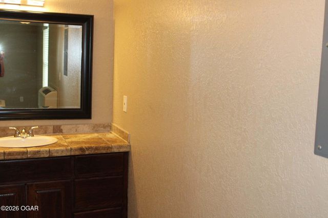 405 E Jackson Street, Pittsburg, KS 66762