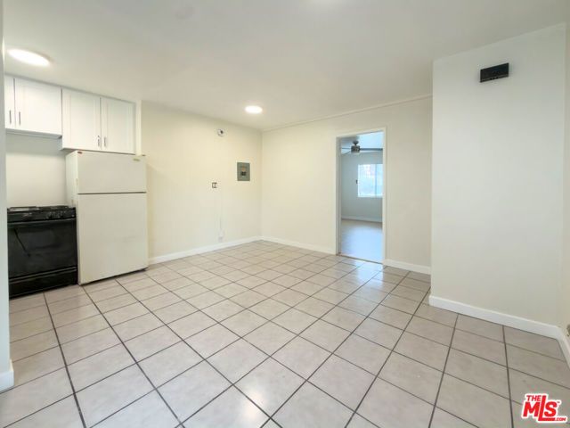 322 N Benton Way 2, Los Angeles, CA 90026