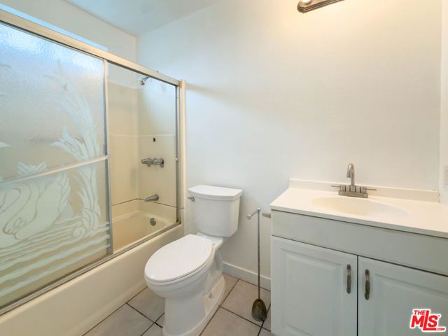 322 N Benton Way 2, Los Angeles, CA 90026