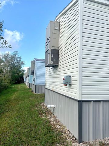3621 County Road 161 L, Alvin, TX 77511