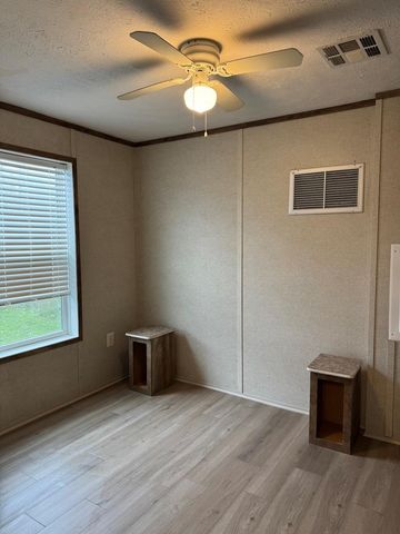 3621 County Road 161 L, Alvin, TX 77511