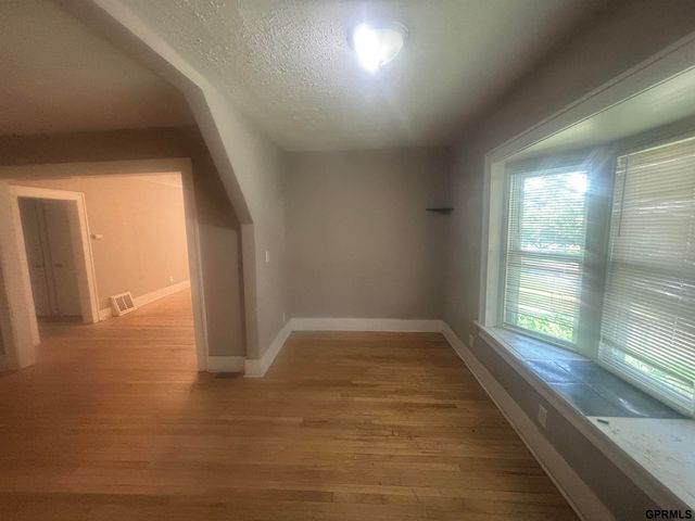 2573 Ida Street, Omaha, NE 68112