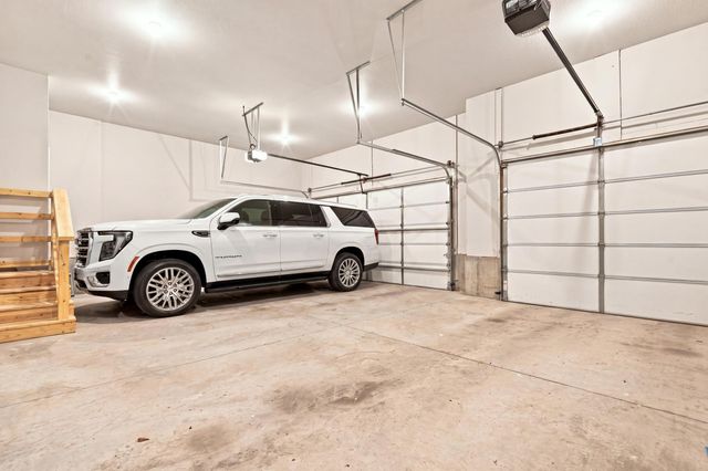 1676 N Bristol Avenue, Springfield, MO 65802