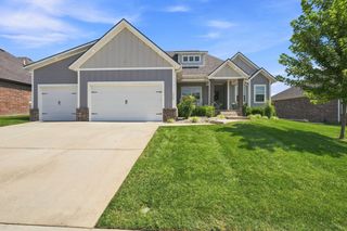 1676 N Bristol Avenue, Springfield, MO 65802