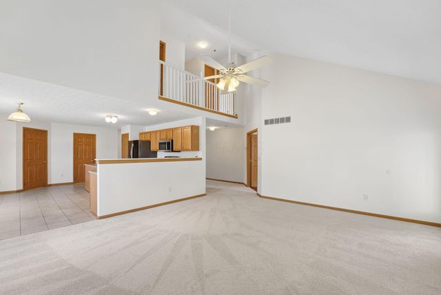1217 Walker Springs Drive, Blacklick, OH 43004