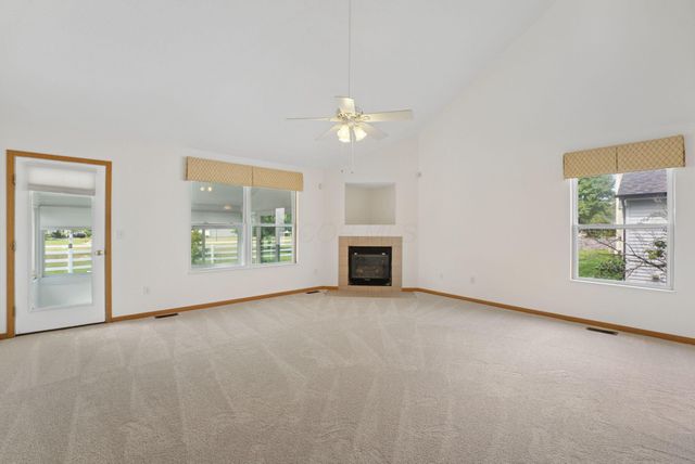 1217 Walker Springs Drive, Blacklick, OH 43004