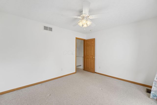 1217 Walker Springs Drive, Blacklick, OH 43004