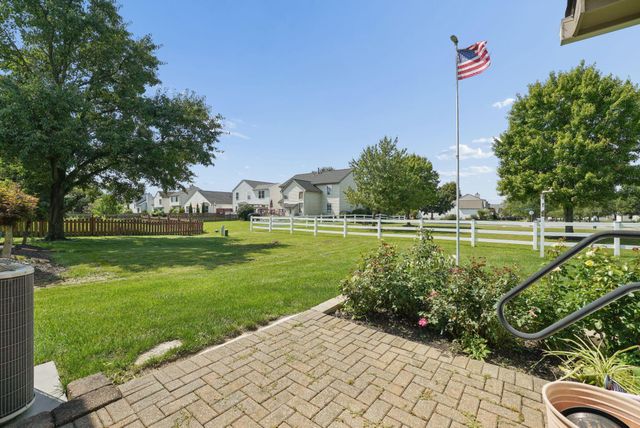 1217 Walker Springs Drive, Blacklick, OH 43004