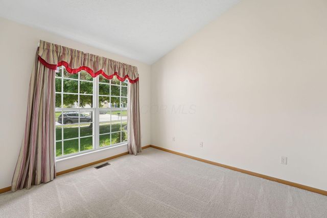 1217 Walker Springs Drive, Blacklick, OH 43004