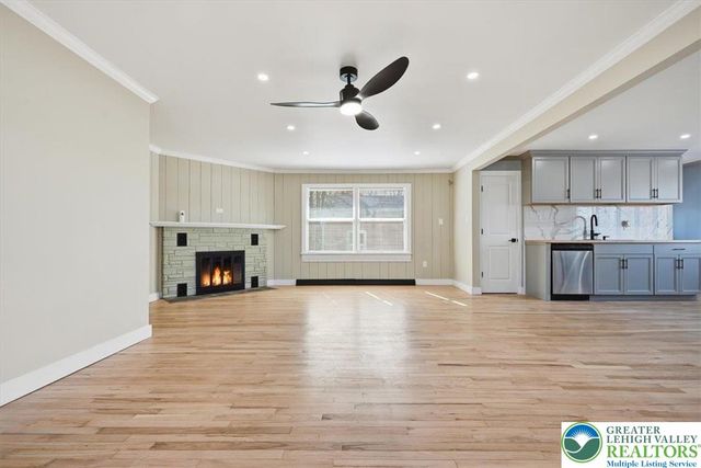 108 Sharbaugh Road, Coolbaugh Twp, PA 18466