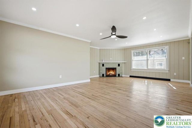 108 Sharbaugh Road, Coolbaugh Twp, PA 18466