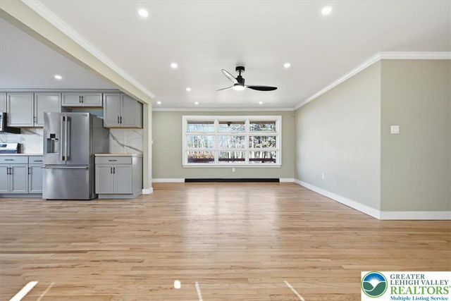 108 Sharbaugh Road, Coolbaugh Twp, PA 18466