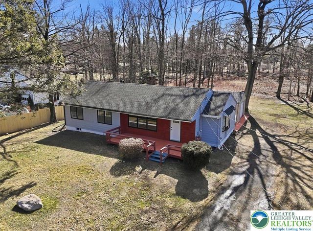108 Sharbaugh Road, Coolbaugh Twp, PA 18466