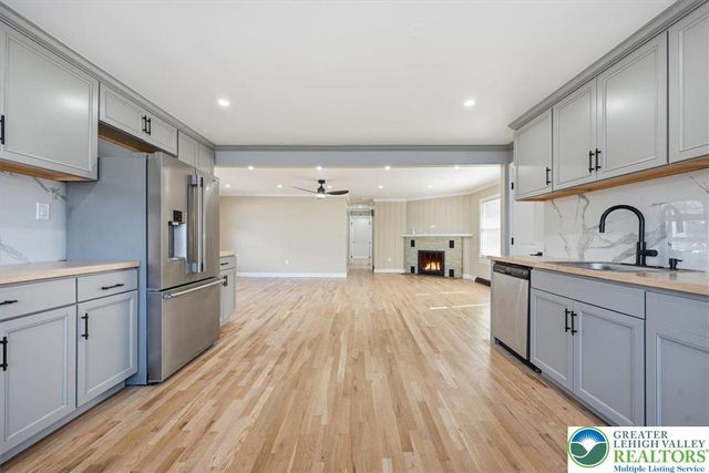 108 Sharbaugh Road, Coolbaugh Twp, PA 18466