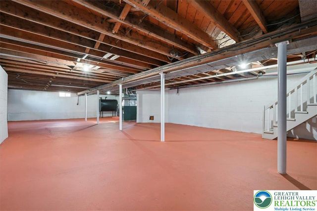 108 Sharbaugh Road, Coolbaugh Twp, PA 18466