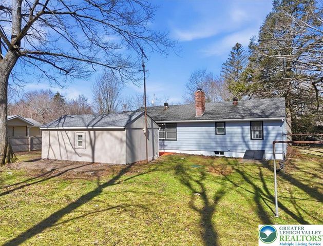 108 Sharbaugh Road, Coolbaugh Twp, PA 18466