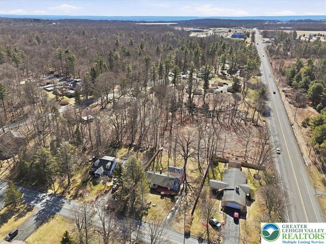 108 Sharbaugh Road, Coolbaugh Twp, PA 18466