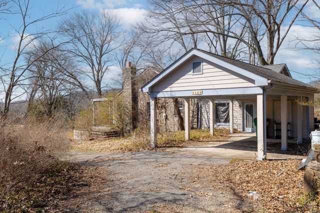 2208 Osburn Rd, Arrington, TN 37014