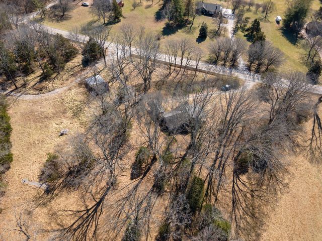 2208 Osburn Rd, Arrington, TN 37014