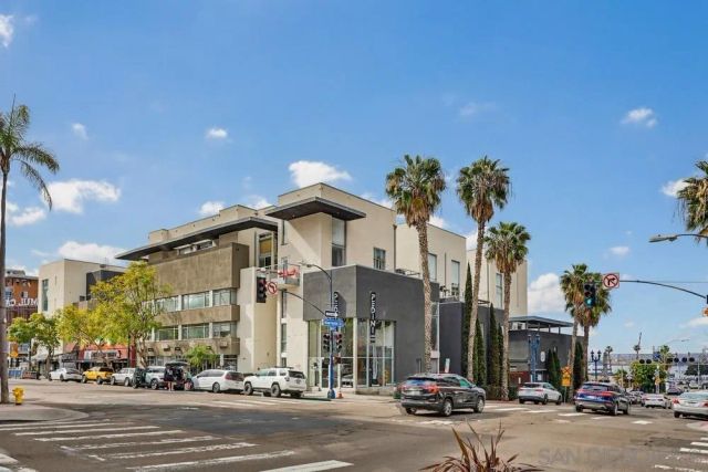2064 Kettner Blvd 37, San Diego, CA 92101