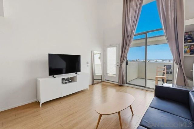 2064 Kettner Blvd 37, San Diego, CA 92101