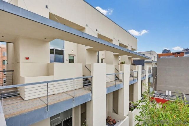 2064 Kettner Blvd 37, San Diego, CA 92101