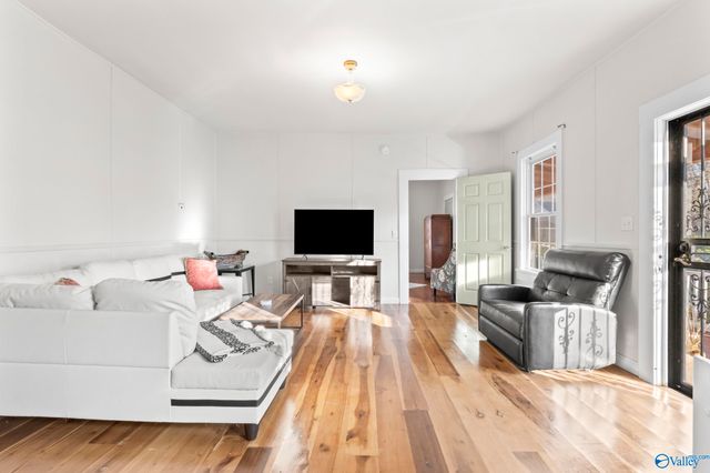 3612 Dubose Street SW, Huntsville, AL 35805