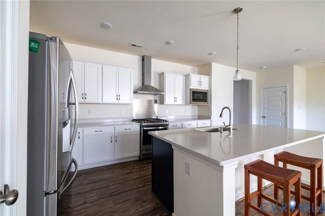 9009 White Plains Ct, Mechanicsville, VA 23116