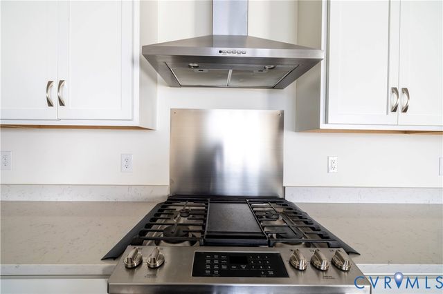9009 White Plains Ct, Mechanicsville, VA 23116