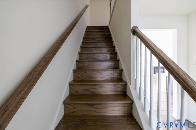 9009 White Plains Ct, Mechanicsville, VA 23116