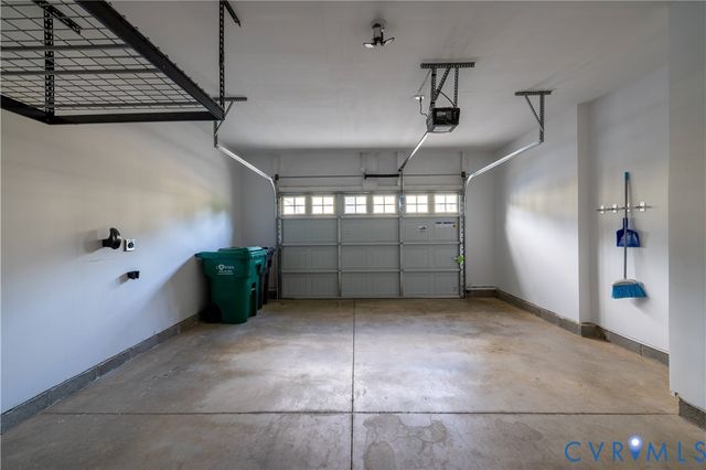 9009 White Plains Ct, Mechanicsville, VA 23116