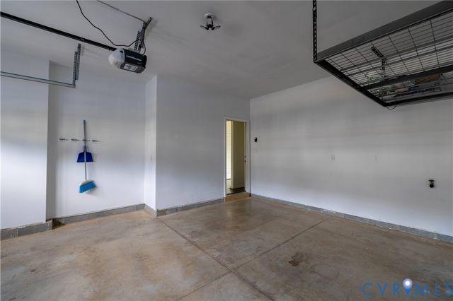 9009 White Plains Ct, Mechanicsville, VA 23116