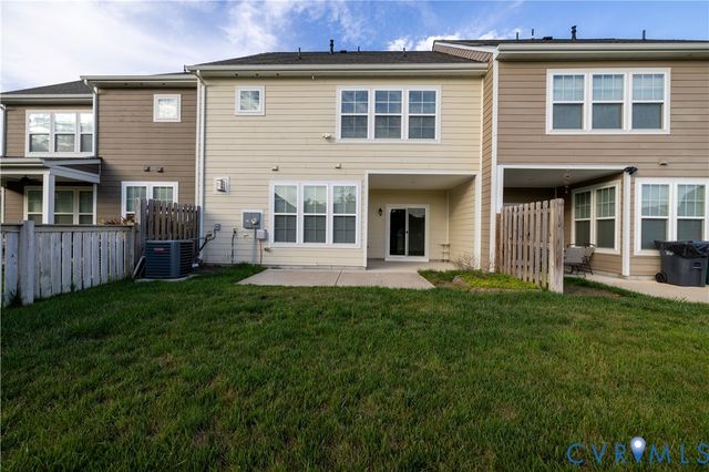 9009 White Plains Ct, Mechanicsville, VA 23116
