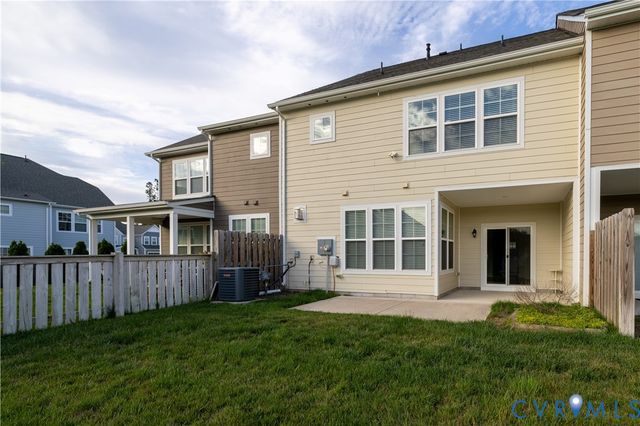 9009 White Plains Ct, Mechanicsville, VA 23116