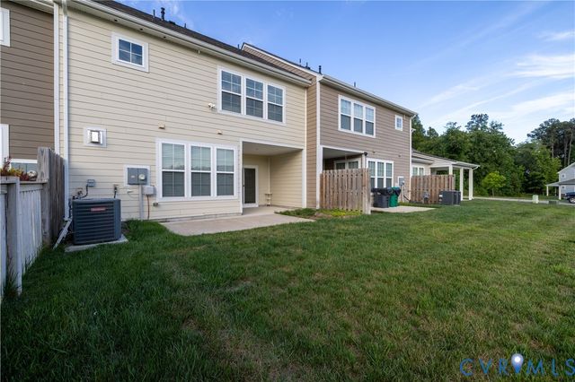 9009 White Plains Ct, Mechanicsville, VA 23116