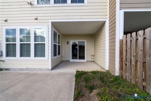 9009 White Plains Ct, Mechanicsville, VA 23116