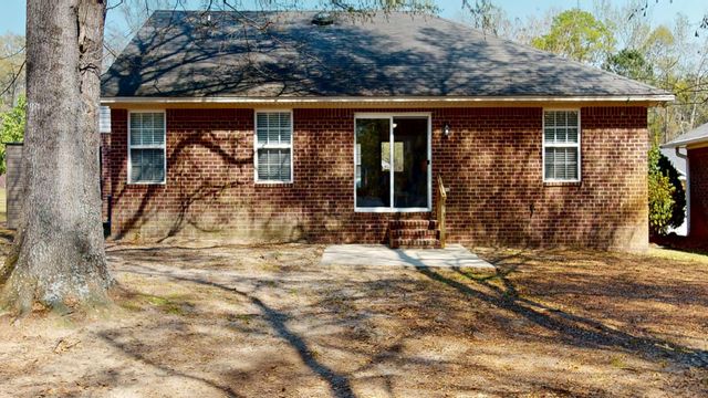 1342 Glastonbury Road, Sumter, SC 29154