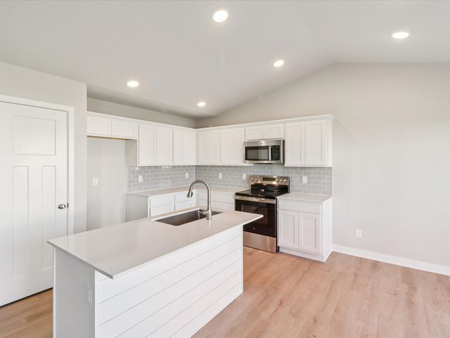 1400 Cedar Street, Waukee, IA 50263