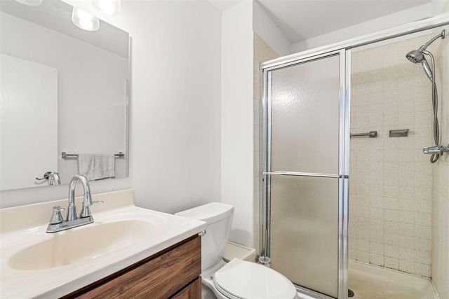 730 Cliffs Drive Unit: 303A, Ypsilanti, MI 48198