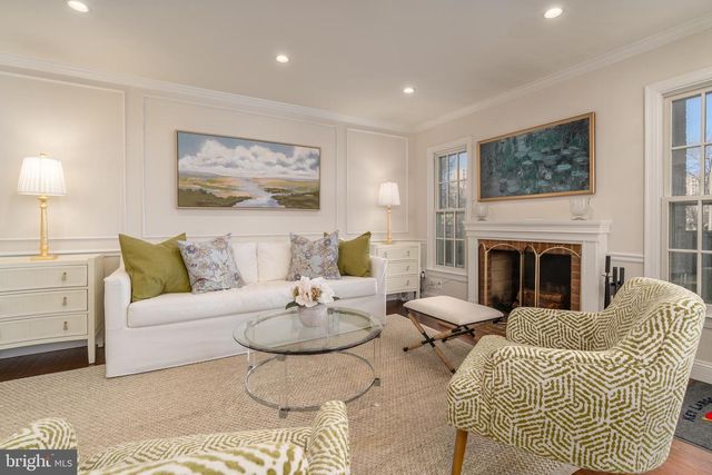 1828 DUFFIELD LN, Alexandria, VA 22307