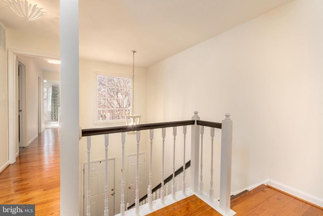 1828 DUFFIELD LN, Alexandria, VA 22307